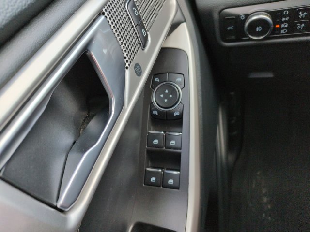 Certified 2023 Ford Explorer Limited AWD/4WD image 31