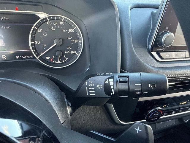 Used 2023 Nissan Rogue SV FWD image 30