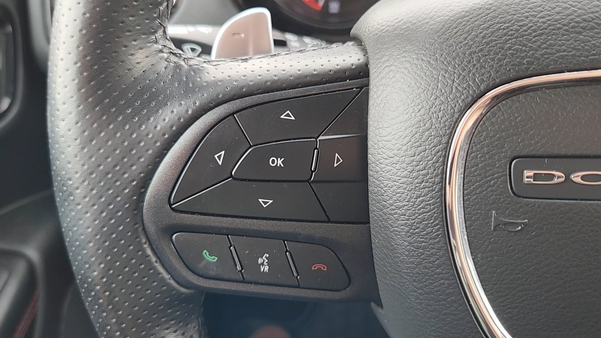 Used 2025 Dodge Durango GT AWD/4WD image 12