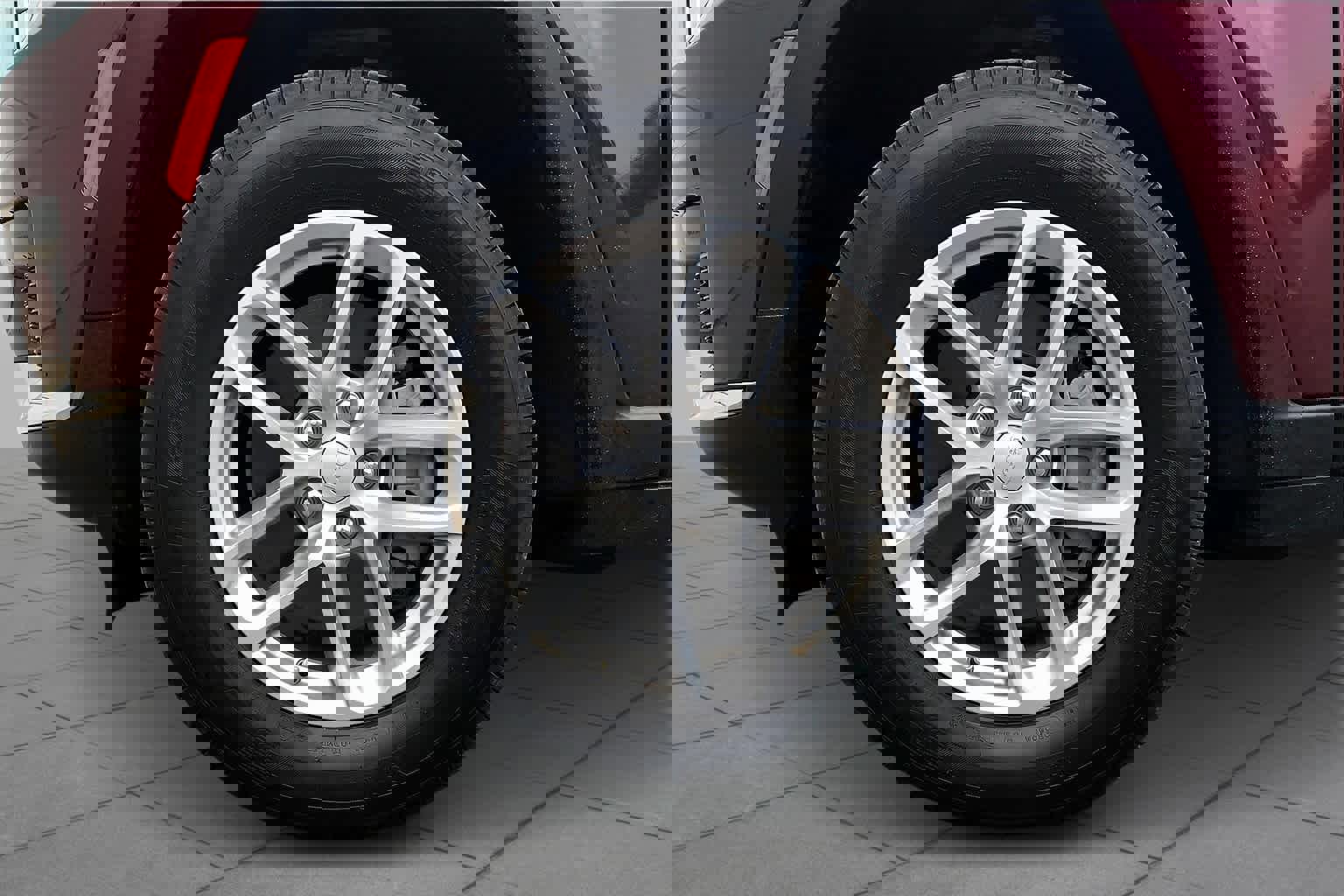 Used 2021 Jeep Grand Cherokee L Laredo w/ Luxury Tech Group I image 12