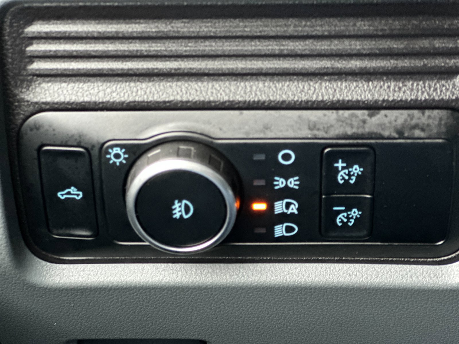 Certified 2024 Ford F550 2WD Regular Cab Super Duty image 26