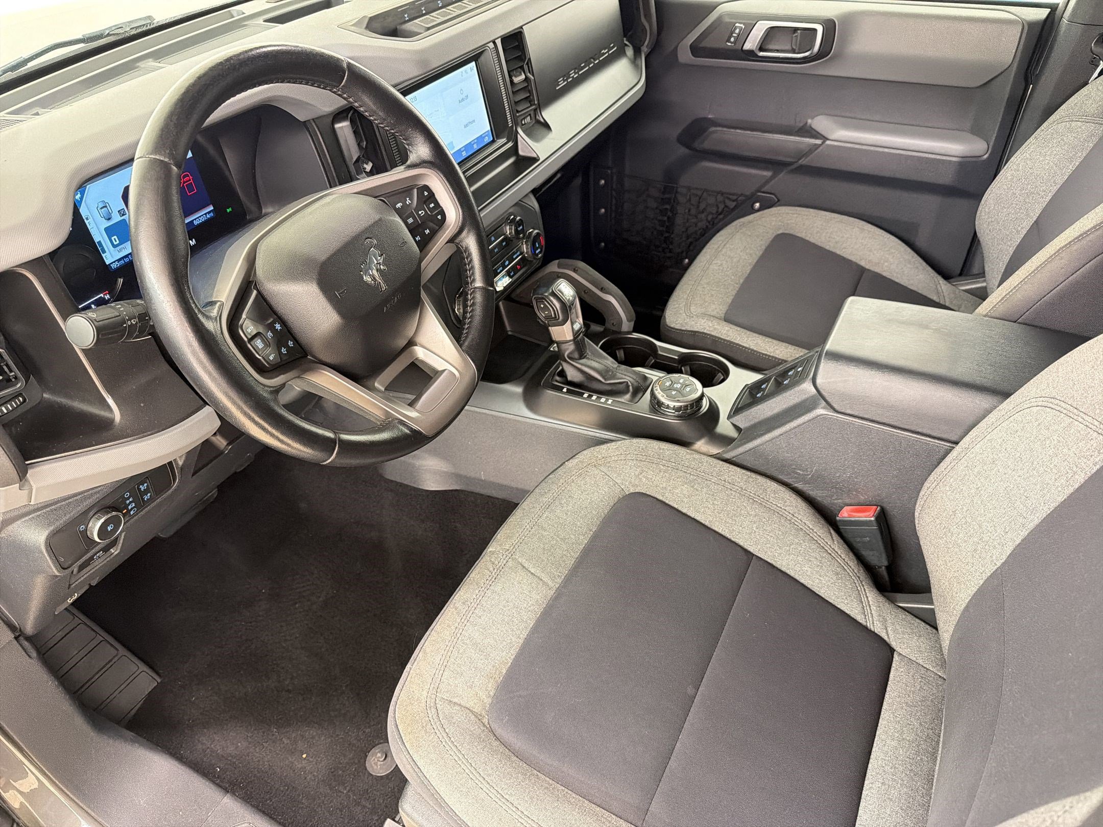 Certified 2022 Ford Bronco Big Bend w/ Sasquatch Package AWD/4WD image 4