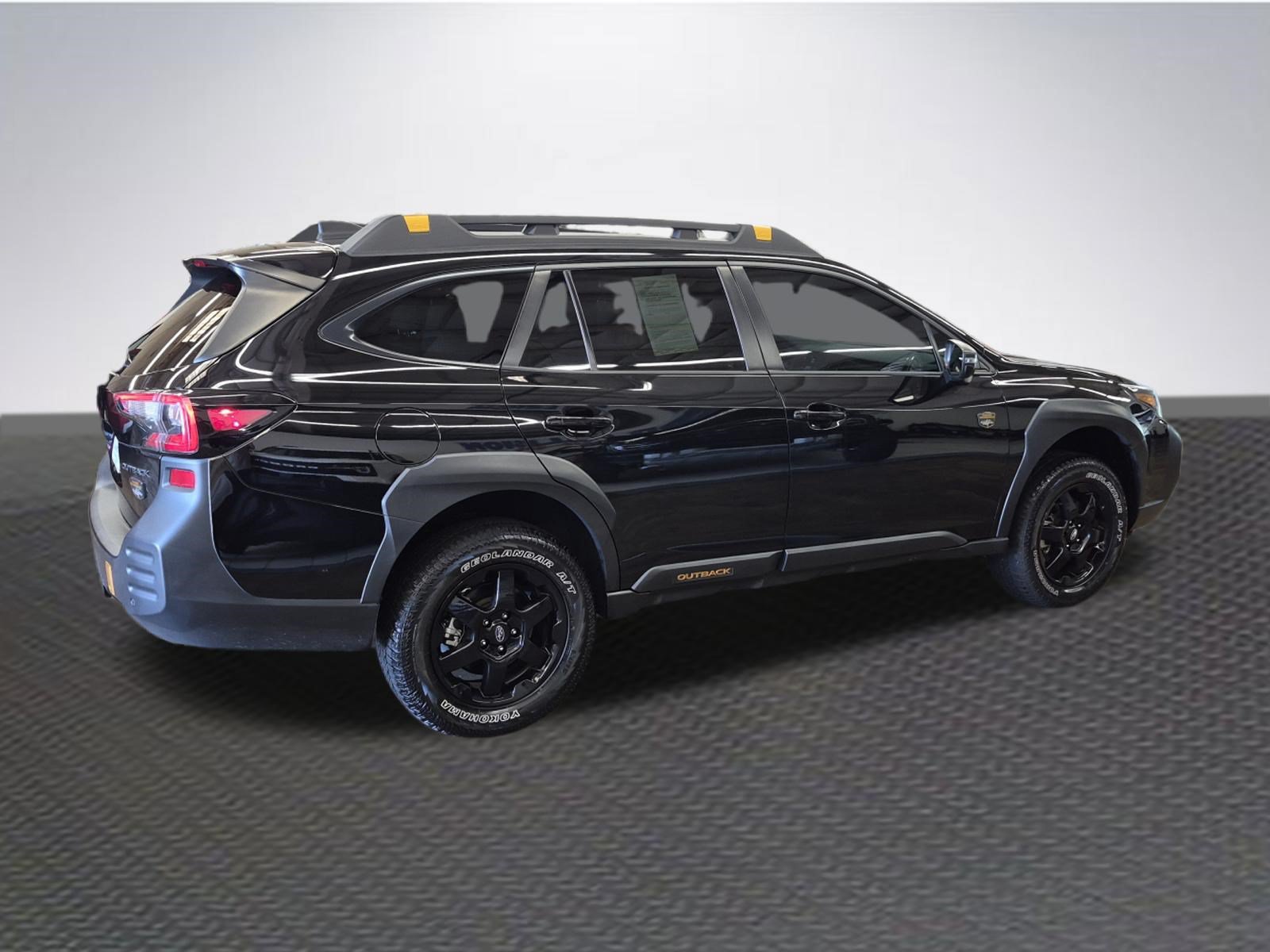Used 2025 Subaru Outback Wilderness AWD/4WD image 4