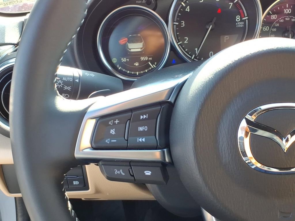 Used 2025 MAZDA MX-5 Miata Grand Touring image 13