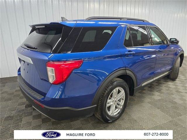 Certified 2022 Ford Explorer XLT w/ Equipment Group 202A image 7
