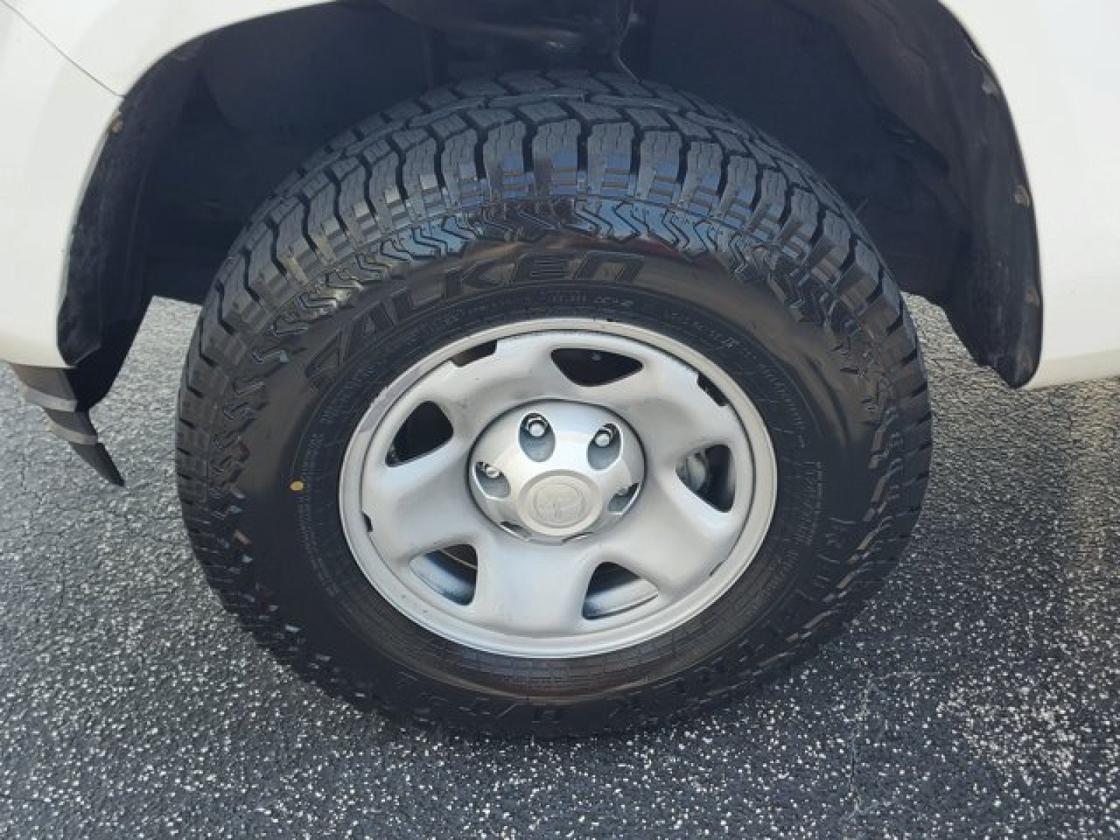 Used 2020 Toyota Tacoma SR w/ SR Convenience Package RWD image 4