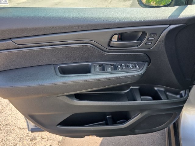 Used 2025 Honda Odyssey EX-L image 24