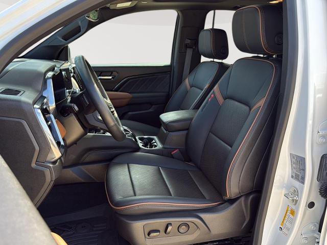 Used 2024 GMC Canyon AT4 w/ AT4 Premium Package image 12