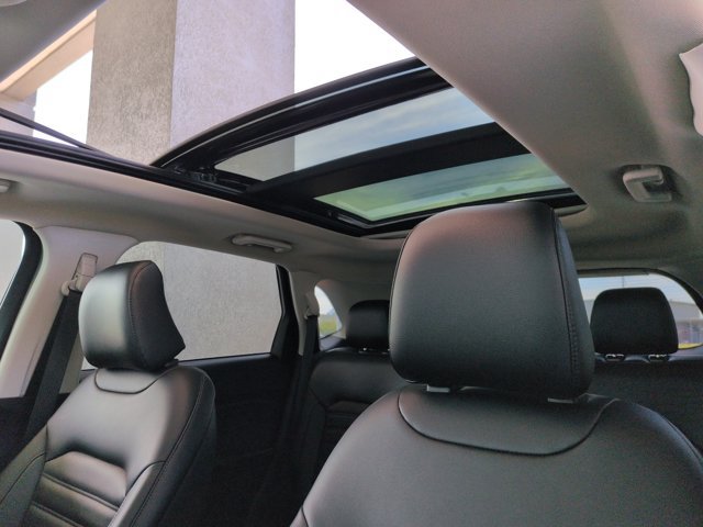 Certified 2022 Ford Edge SEL w/ Convenience Package AWD/4WD image 28