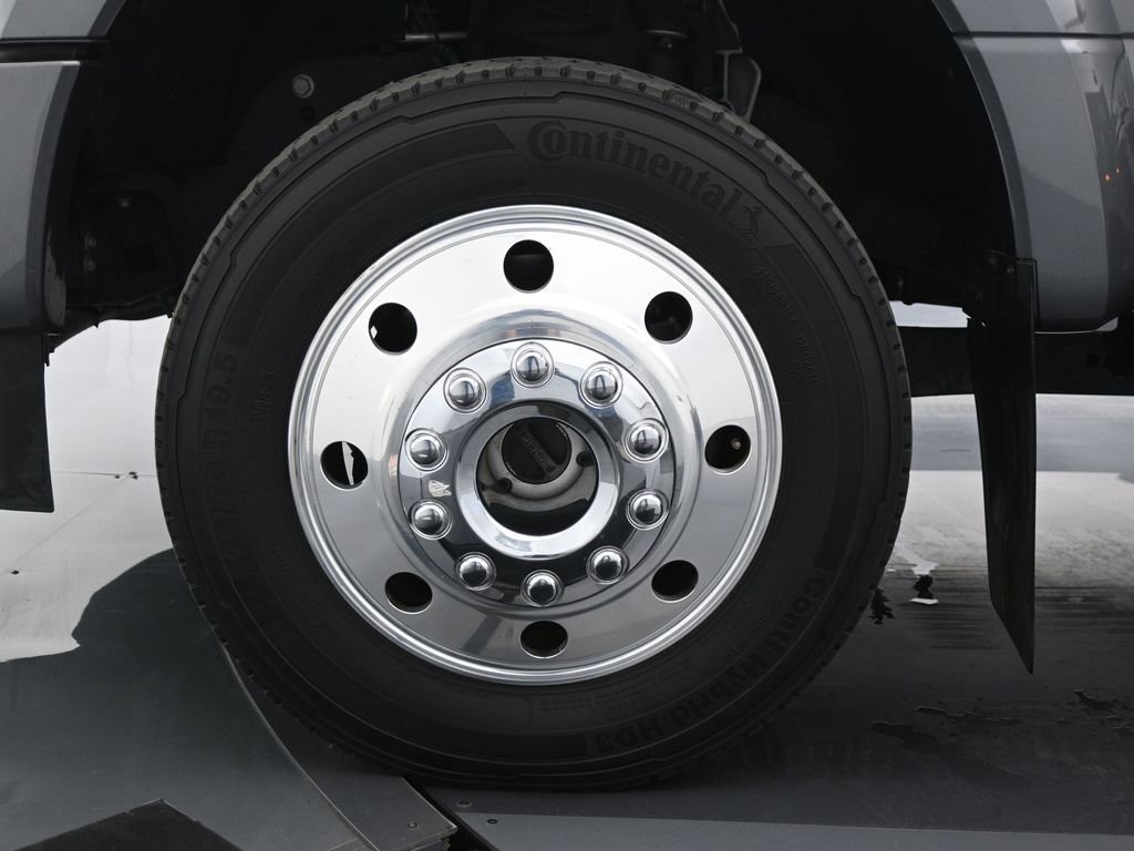 Certified 2021 Ford F450 Platinum AWD/4WD image 27