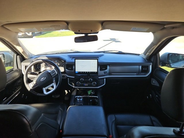 Certified 2022 Ford Expedition XLT image 11