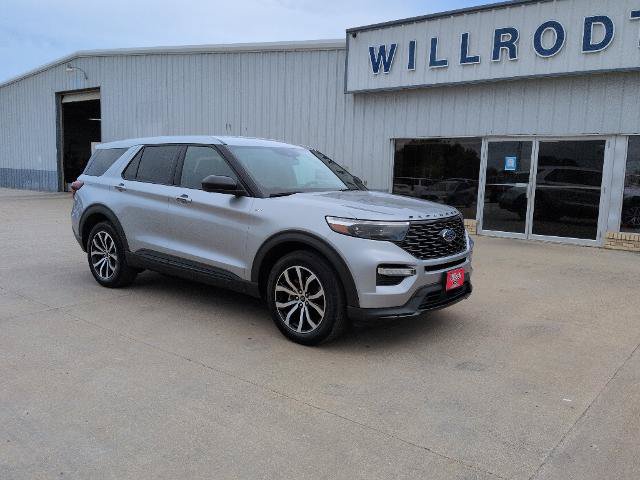 Certified 2022 Ford Explorer ST-Line w/ Class IV Trailer Tow Package AWD/4WD image 2