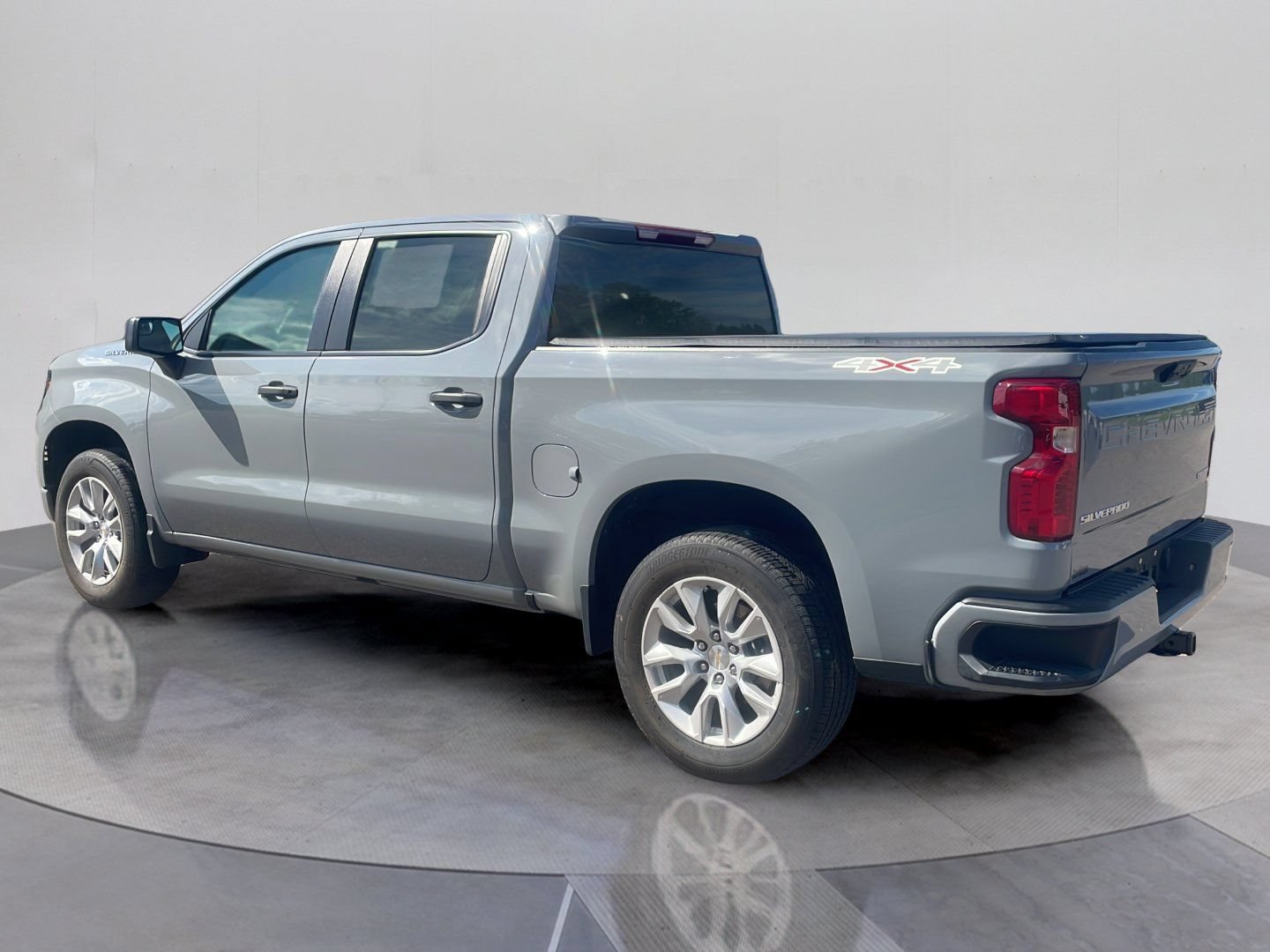 Used 2024 Chevrolet Silverado 1500 Custom AWD/4WD image 3