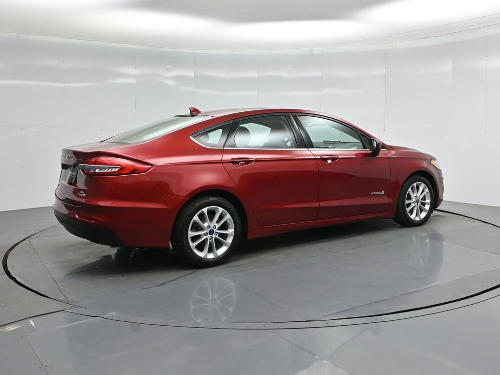 Certified 2019 Ford Fusion SE image 11