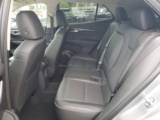 Used 2023 Buick Envision Essence image 12