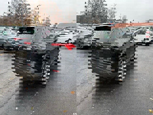 Used 2025 Toyota RAV4 XLE Premium w/ Weather Package image 7