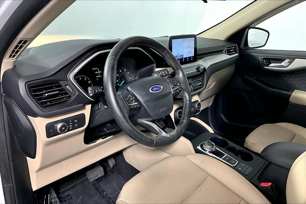 Certified 2020 Ford Escape SEL FWD image 13