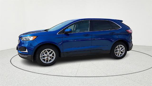 Certified 2024 Ford Edge SEL image 3