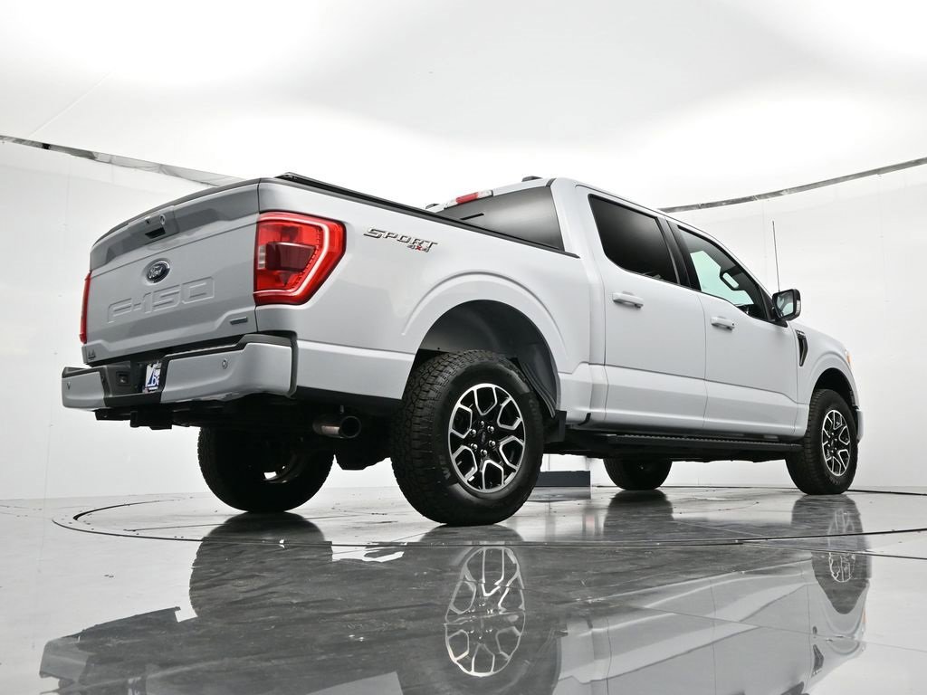 Certified 2022 Ford F150 XLT w/ Equipment Group 302A High image 16