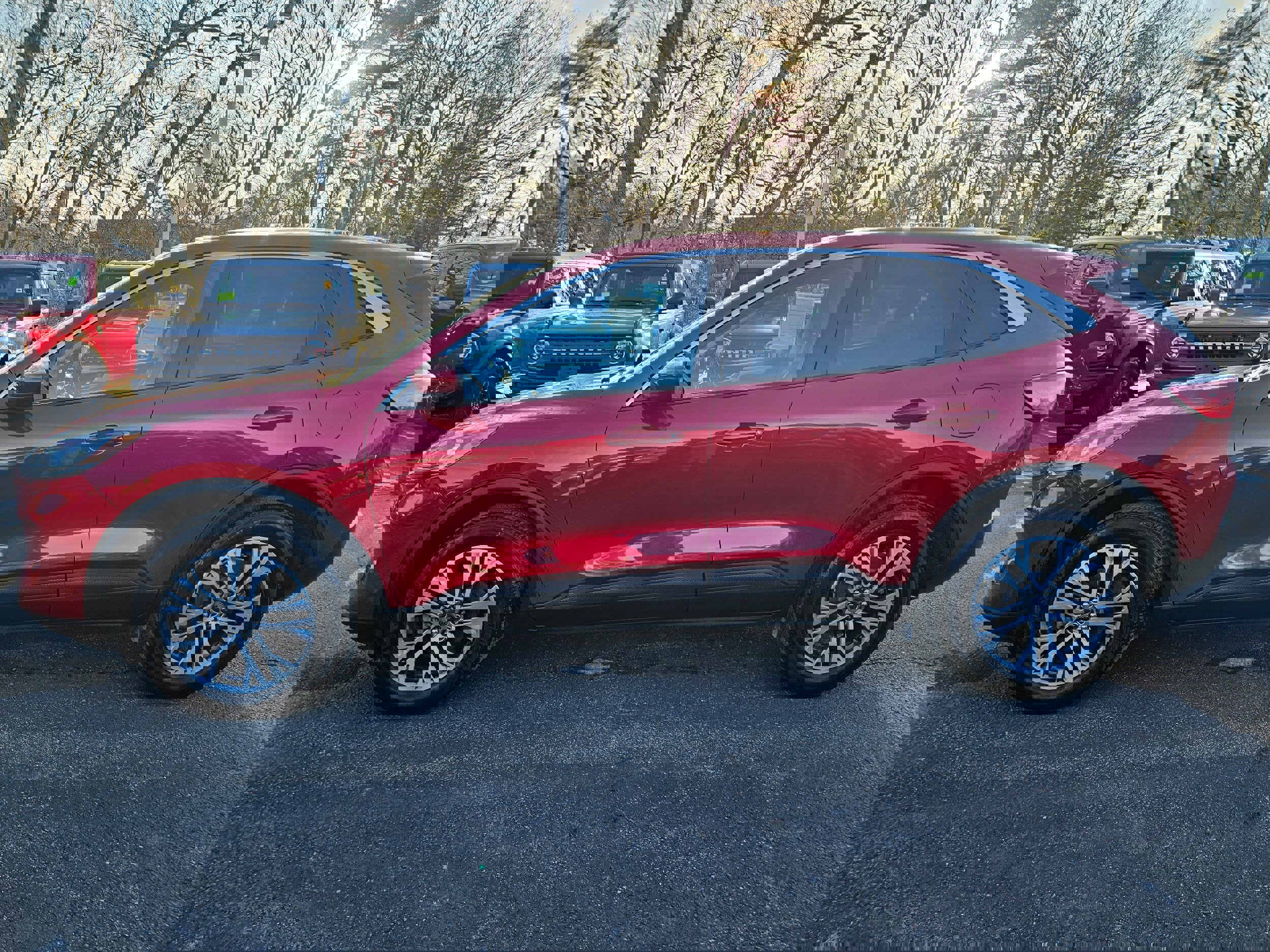 Certified 2022 Ford Escape SEL w/ Class II Trailer Tow Package image 8