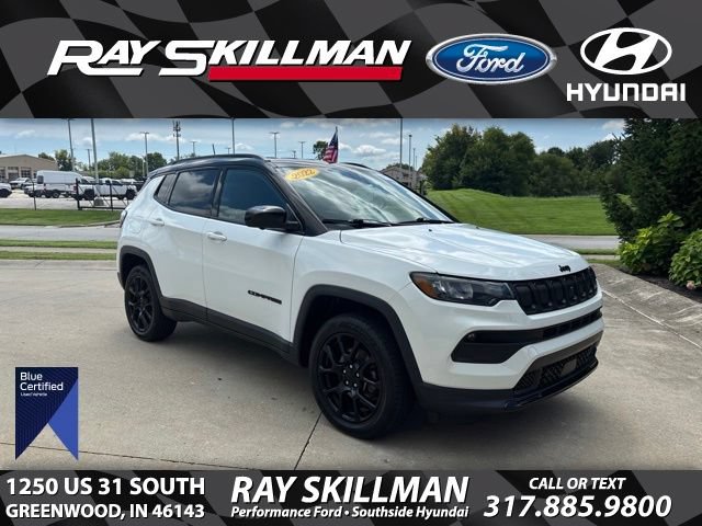 Used 2022 Jeep Compass Latitude w/ Convenience Group AWD/4WD image 1