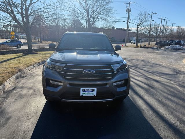 Certified 2022 Ford Explorer XLT w/ Equipment Group 202A image 8