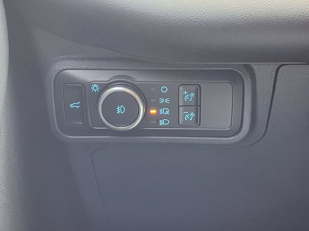 Certified 2025 Ford Explorer ST AWD/4WD image 31