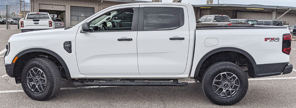 Certified 2025 Ford Ranger XLT w/ FX4 Off-Road Package AWD/4WD image 5