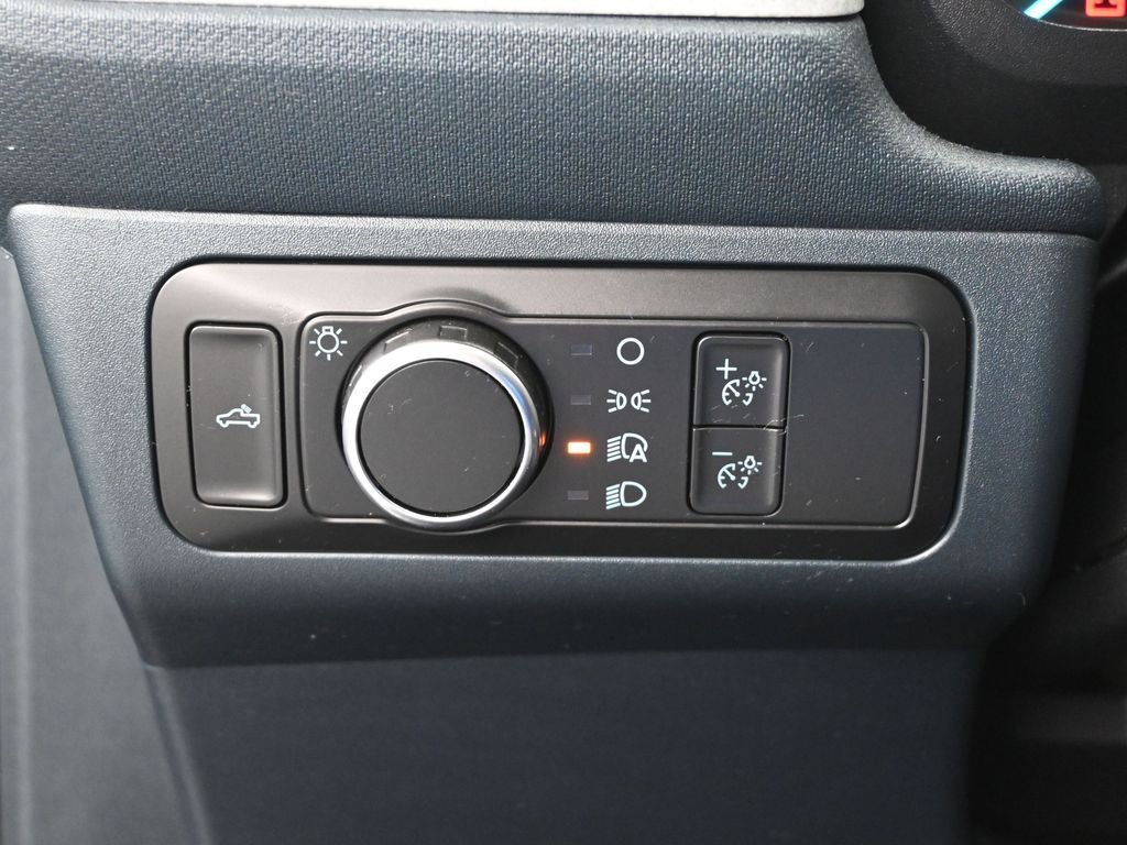 Certified 2022 Ford Maverick XLT image 12