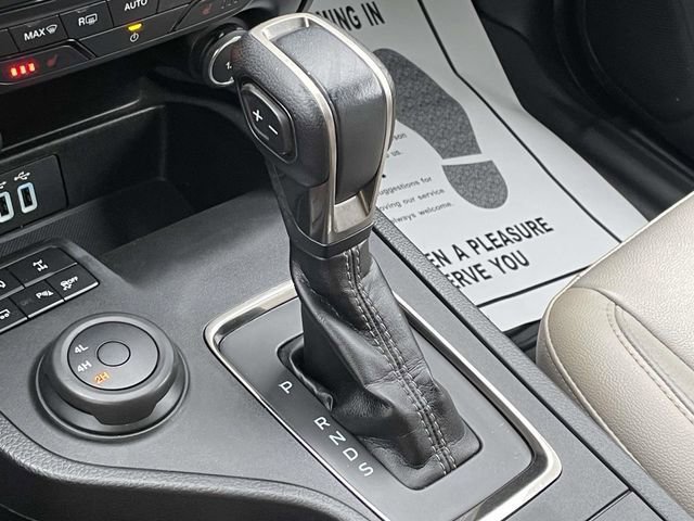 Certified 2019 Ford Ranger Lariat w/ Equipment Group 501A Mid image 33