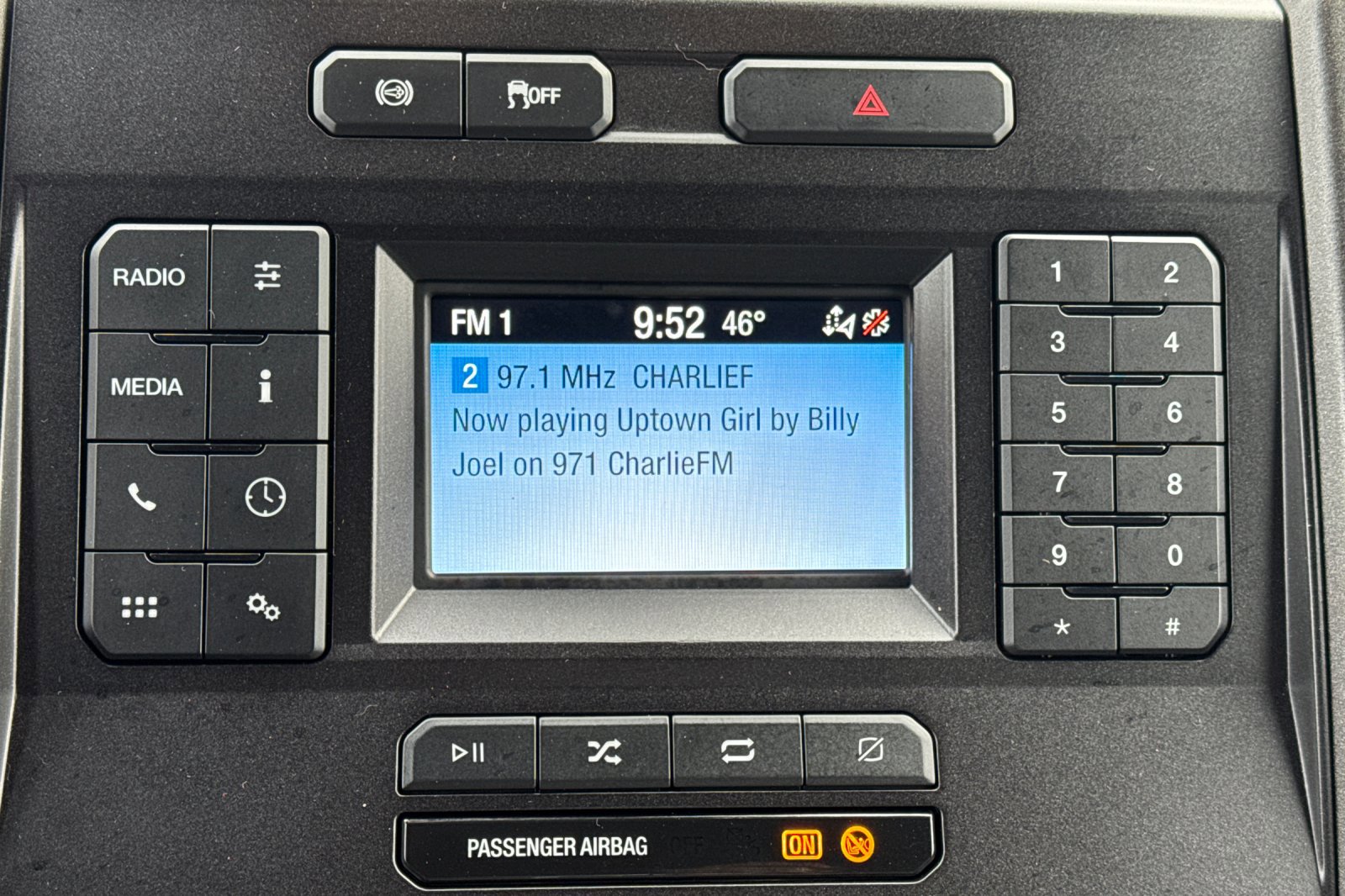 Certified 2022 Ford F350 XL w/ Power Equipment Group image 17