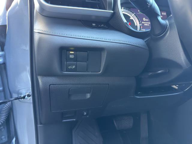 Used 2022 Toyota Highlander XLE image 16