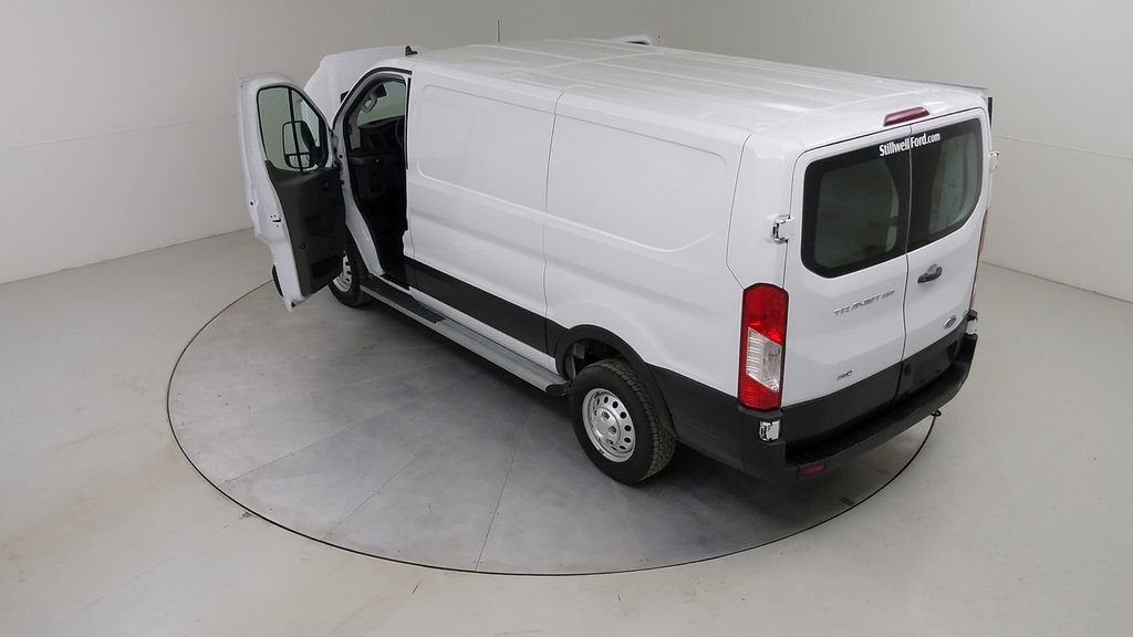Certified 2023 Ford Transit 250 Low Roof AWD w/ Exterior Upgrade Package image 46