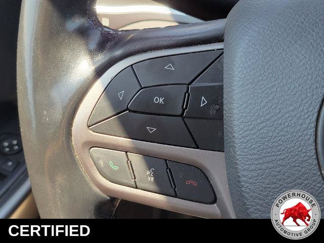 Used 2020 Jeep Cherokee Latitude Plus w/ Cold Weather Group AWD/4WD image 28