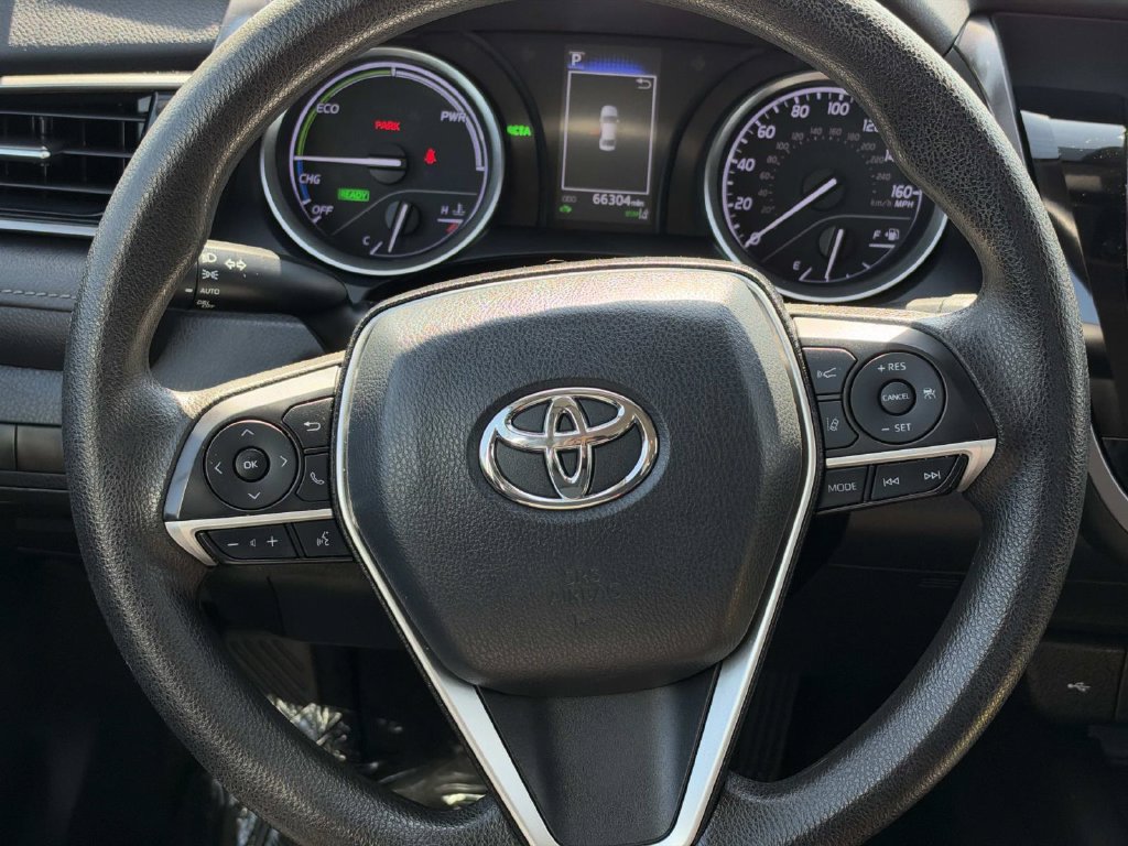 Used 2021 Toyota Camry LE FWD image 12