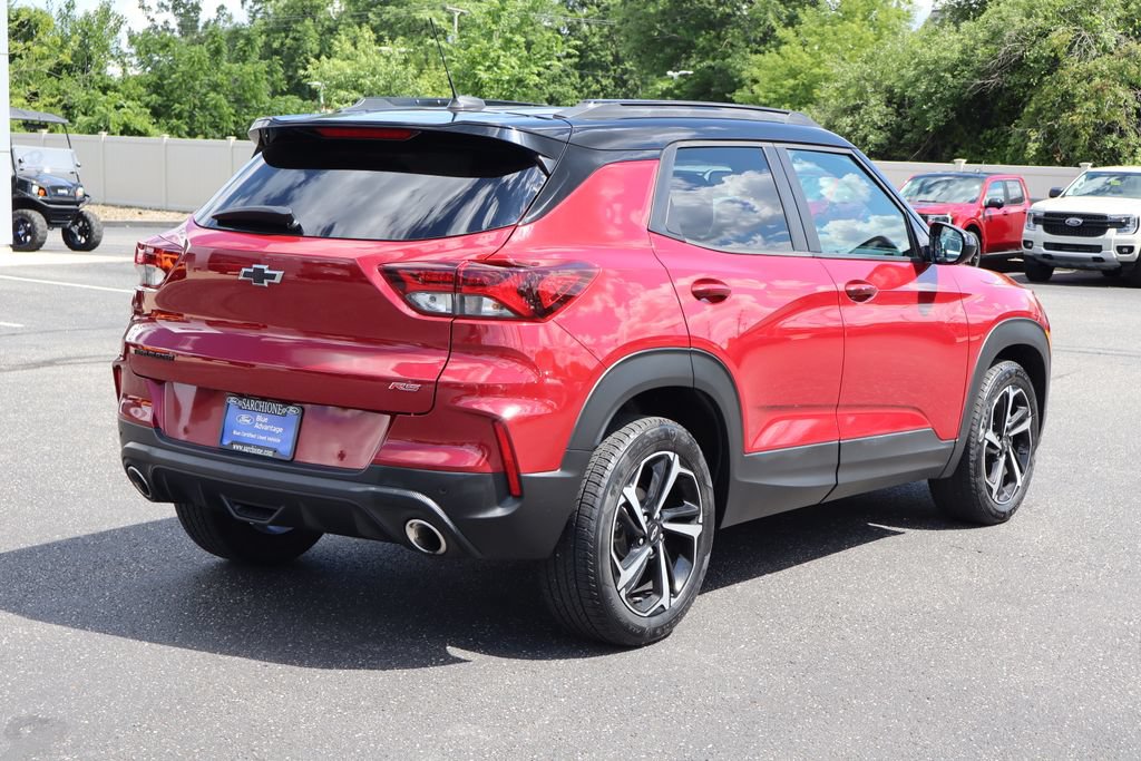 Used 2021 Chevrolet TrailBlazer RS w/ Convenience Package FWD image 3