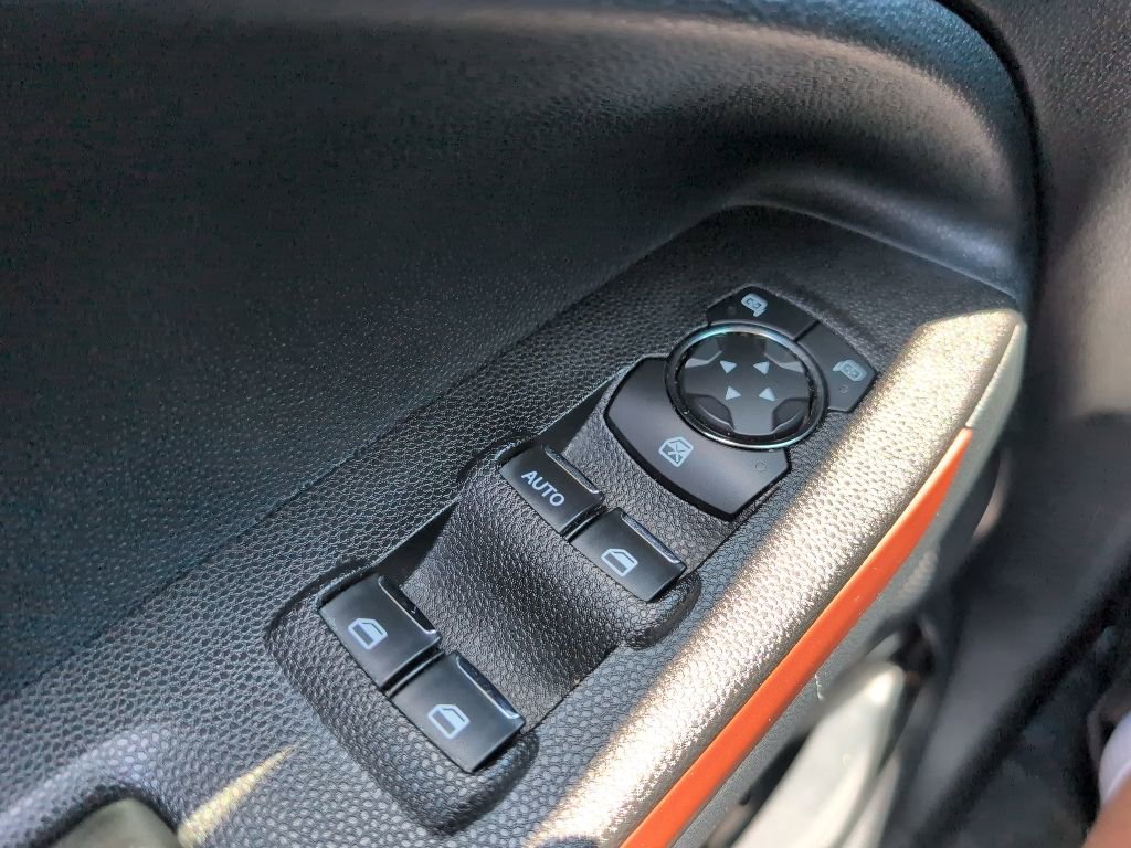 Certified 2021 Ford EcoSport SE w/ SE Appearance Package FWD image 22
