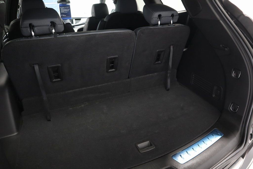 Used 2023 Buick Enclave Essence w/ Experience Buick Package image 18