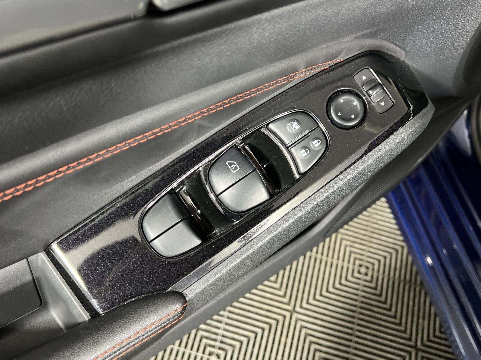 Used 2023 Nissan Altima 2.5 SR AWD/4WD image 15