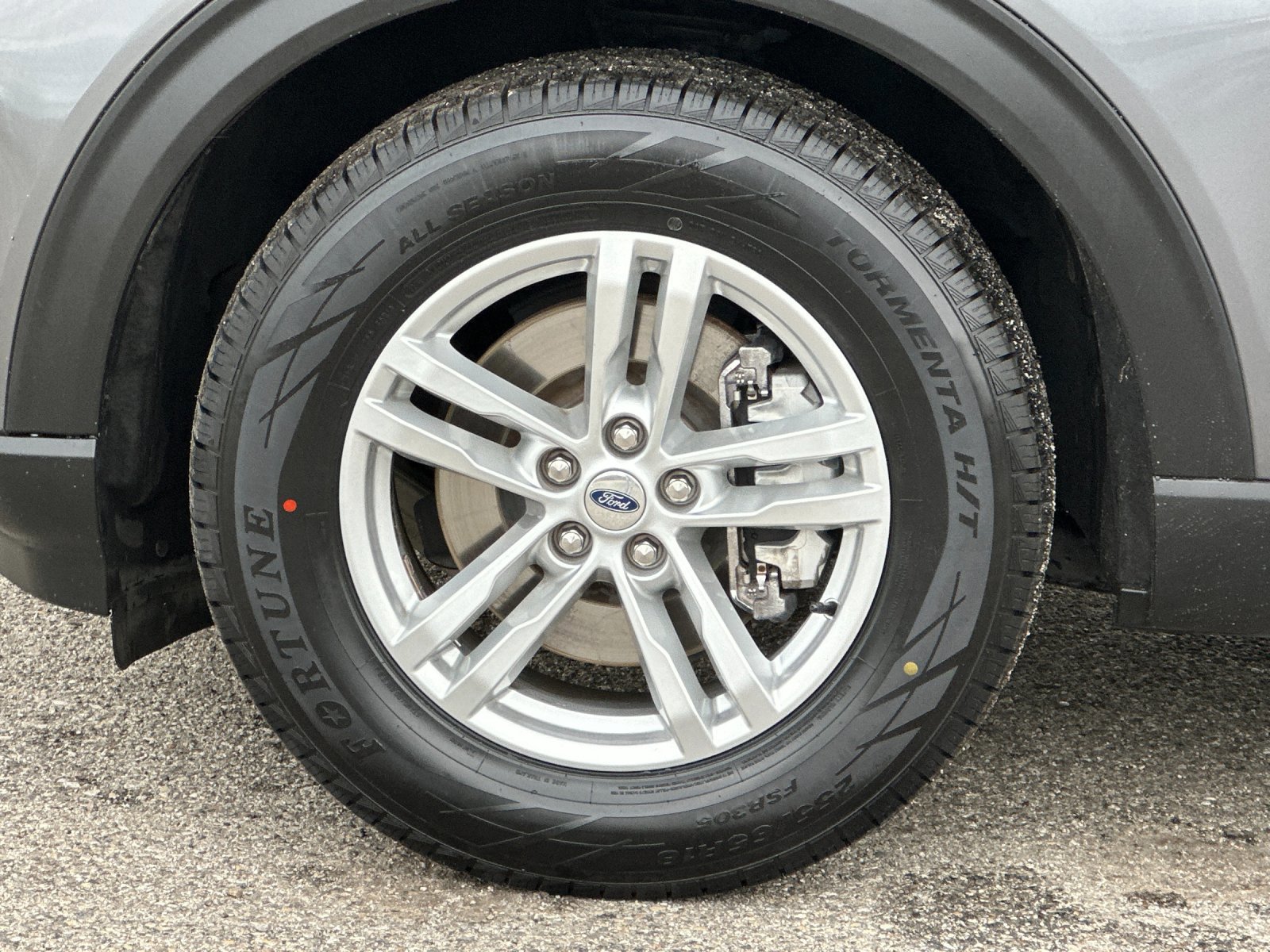 Certified 2022 Ford Explorer XLT image 27