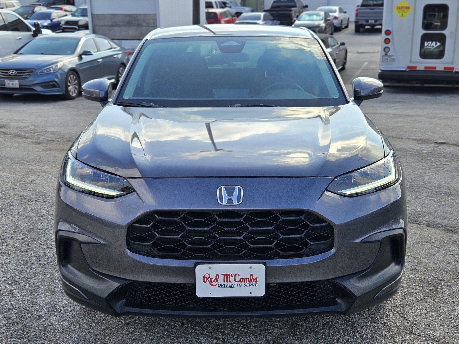 Used 2025 Honda HR-V LX image 8