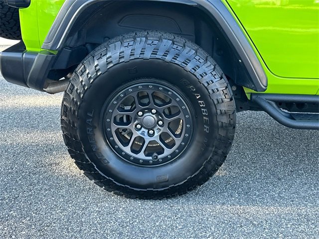 Used 2021 Jeep Wrangler Unlimited Rubicon w/ Xtreme Recon 35" Tire Package image 17