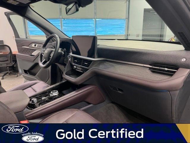 Certified 2026 Ford Explorer Platinum w/ LUX Leather Package AWD/4WD image 29