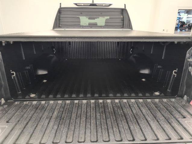 Used 2025 Toyota Tundra SR5 w/ SR5 Convenience Package AWD/4WD image 17