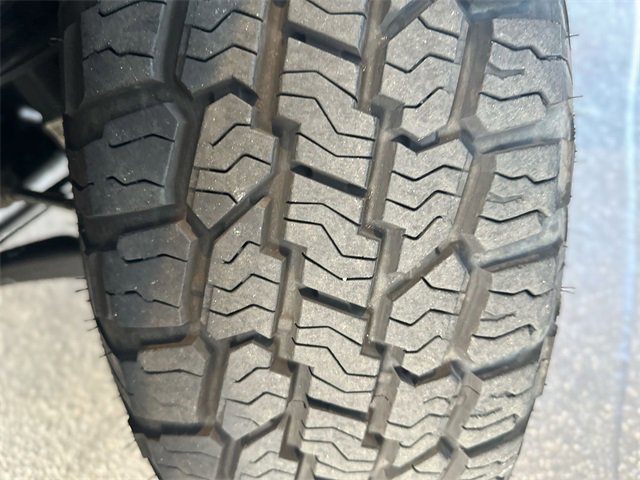 Used 2021 GMC Sierra 1500 w/ Sierra Value Package image 11