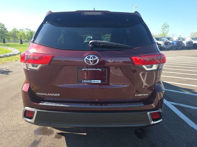 Used 2018 Toyota Highlander Limited FWD image 8