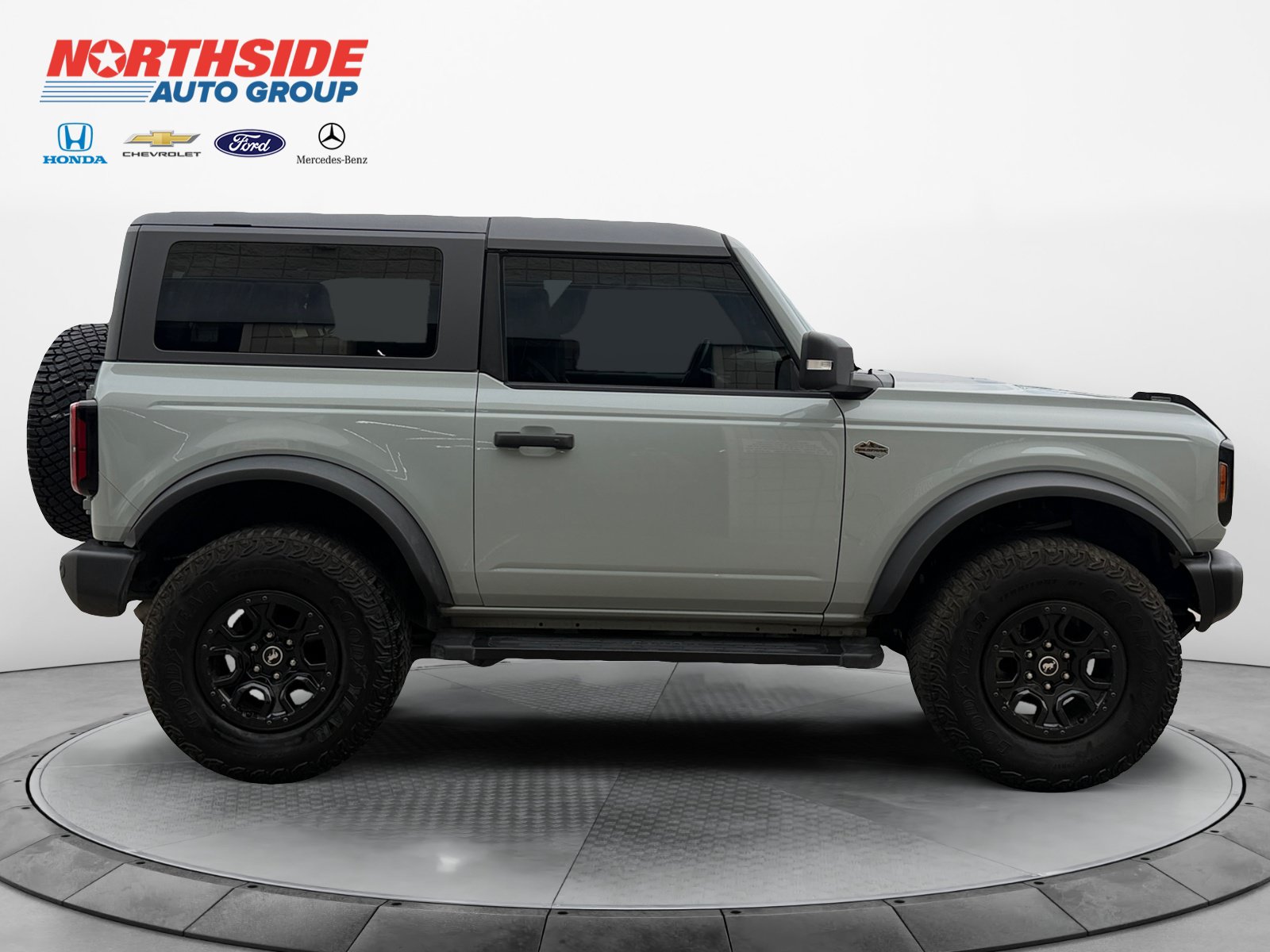 Certified 2023 Ford Bronco Wildtrak AWD/4WD image 8