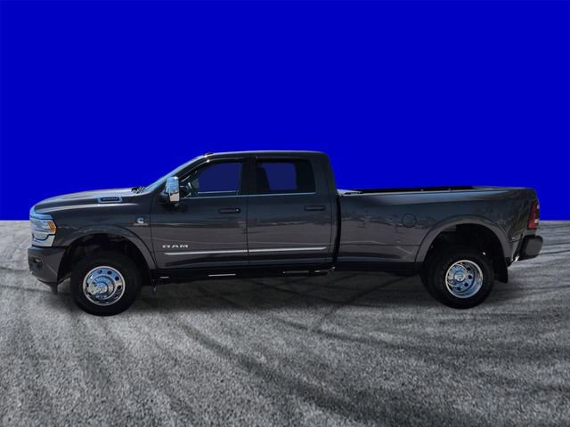 Used 2024 RAM 3500 Limited image 2
