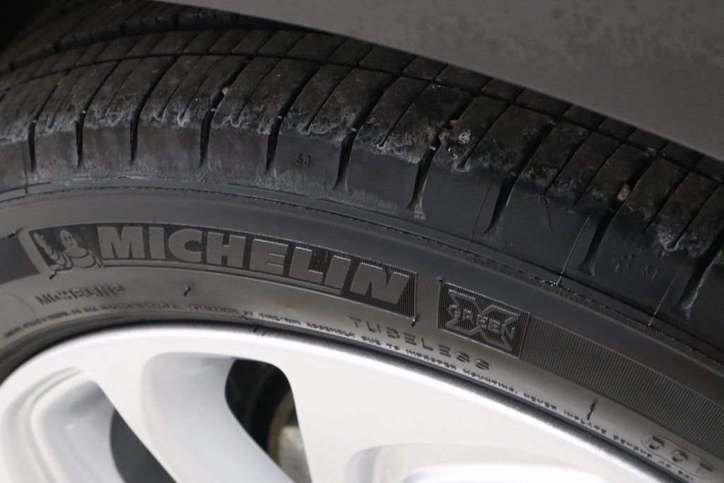 Used 2022 Chevrolet Bolt EUV LT w/ Driver Confidence Package image 19