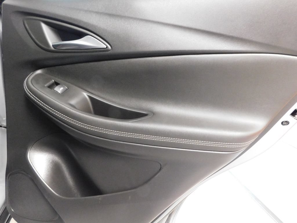 Used 2025 Buick Encore GX Preferred FWD image 43